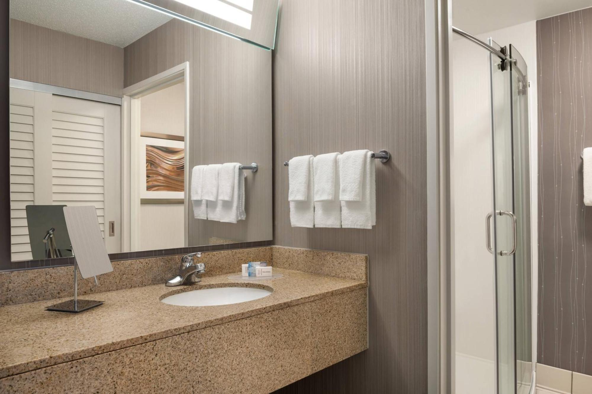 Courtyard Chicago Bloomingdale Ξενοδοχείο Εξωτερικό φωτογραφία