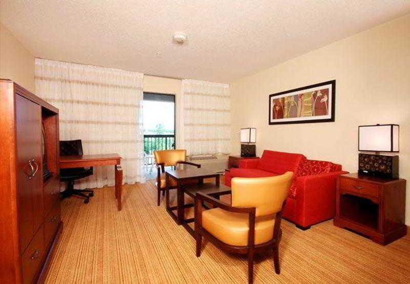 Courtyard Chicago Bloomingdale Ξενοδοχείο Εξωτερικό φωτογραφία
